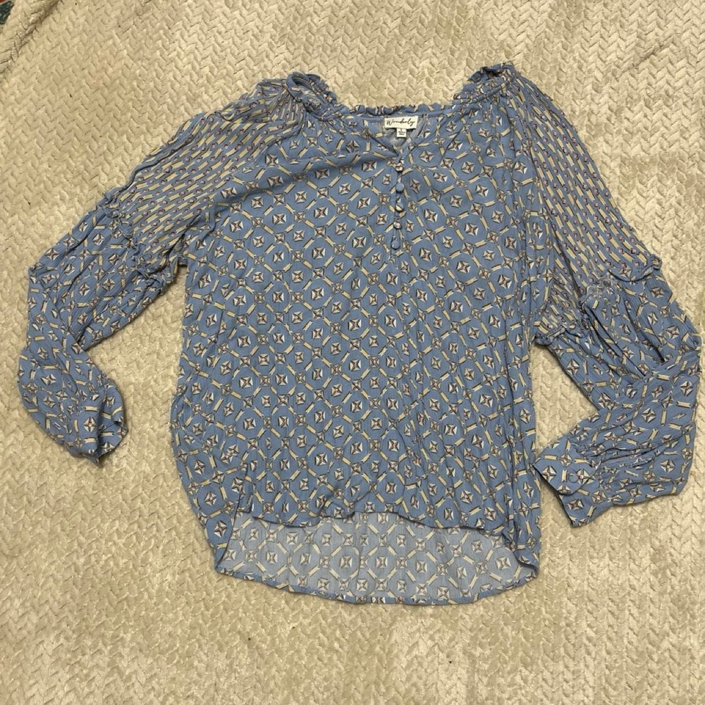 Wonderly Blue Geometric Print Ruffle Neck Smocked Sleeve Blouse Large
